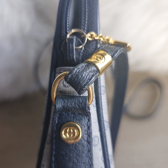 Authentic Gucci micro navy bag - Picture 15 of 15